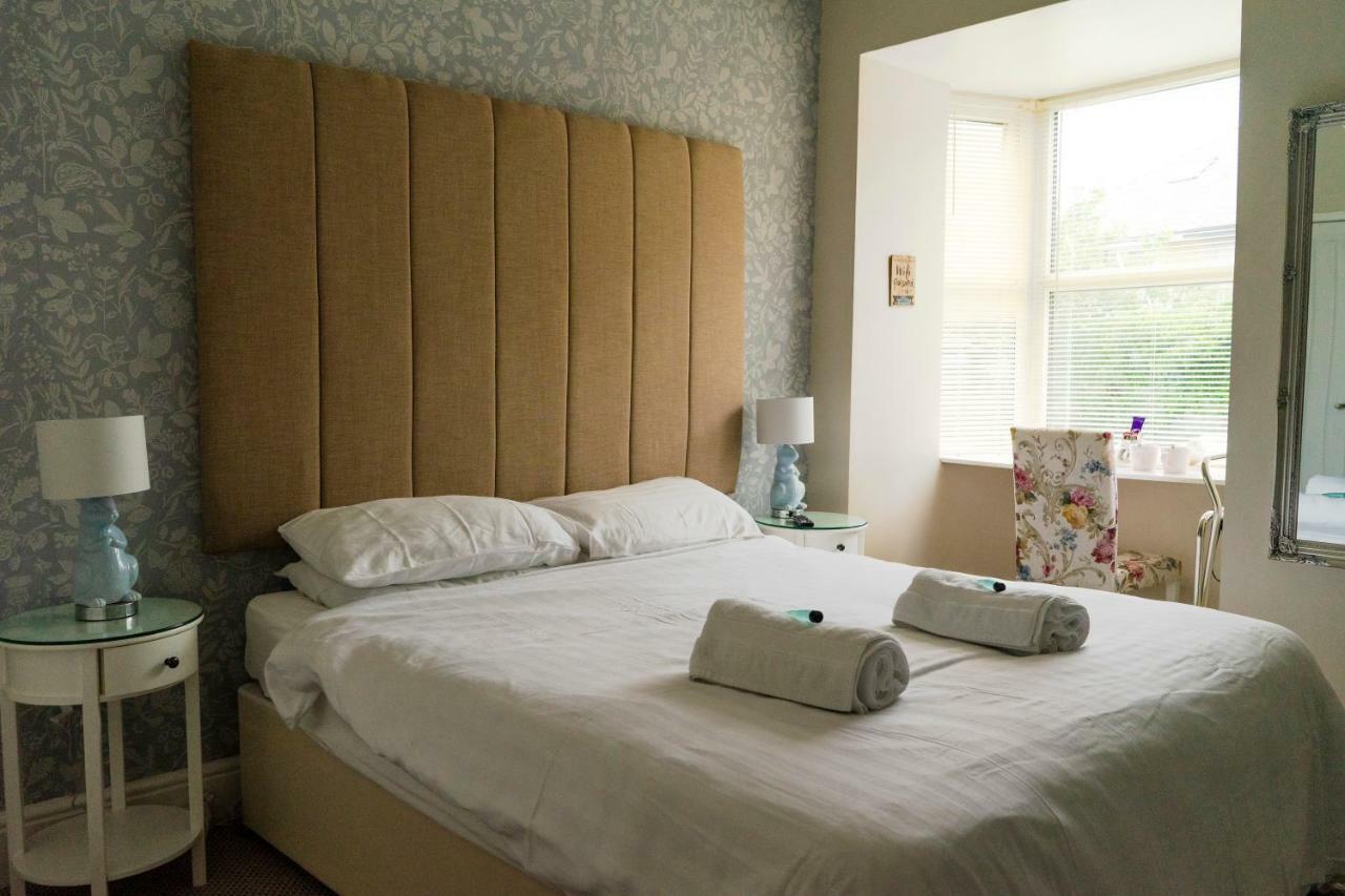 Hotel Wavecrest à Holyhead Extérieur photo